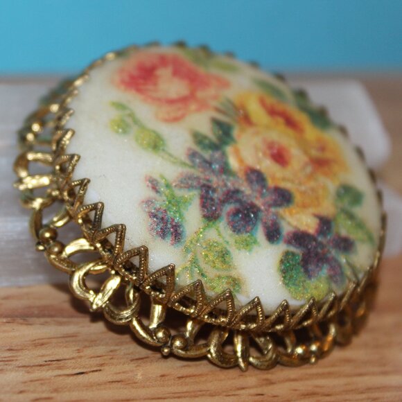 Vintage West Germany Sugar Glass Floral Flowers Gold Tone Brooch Pin - Picture 2 of 5